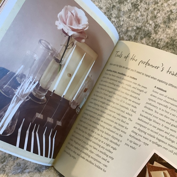'Perfume: The Art & Craft of Fragrance' Book NWT by Karen Gilbert 144pgs - Picture 15 of 16
